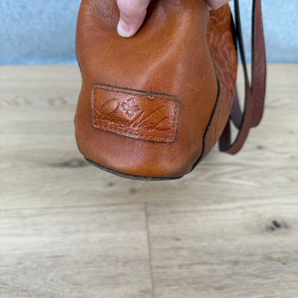 Patricia Nash Tooled Leather Shoulder Bag Brown Floral Brass Toggle Close - Picture 7 of 16